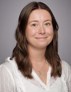 en person med langt hår en person med langt hår