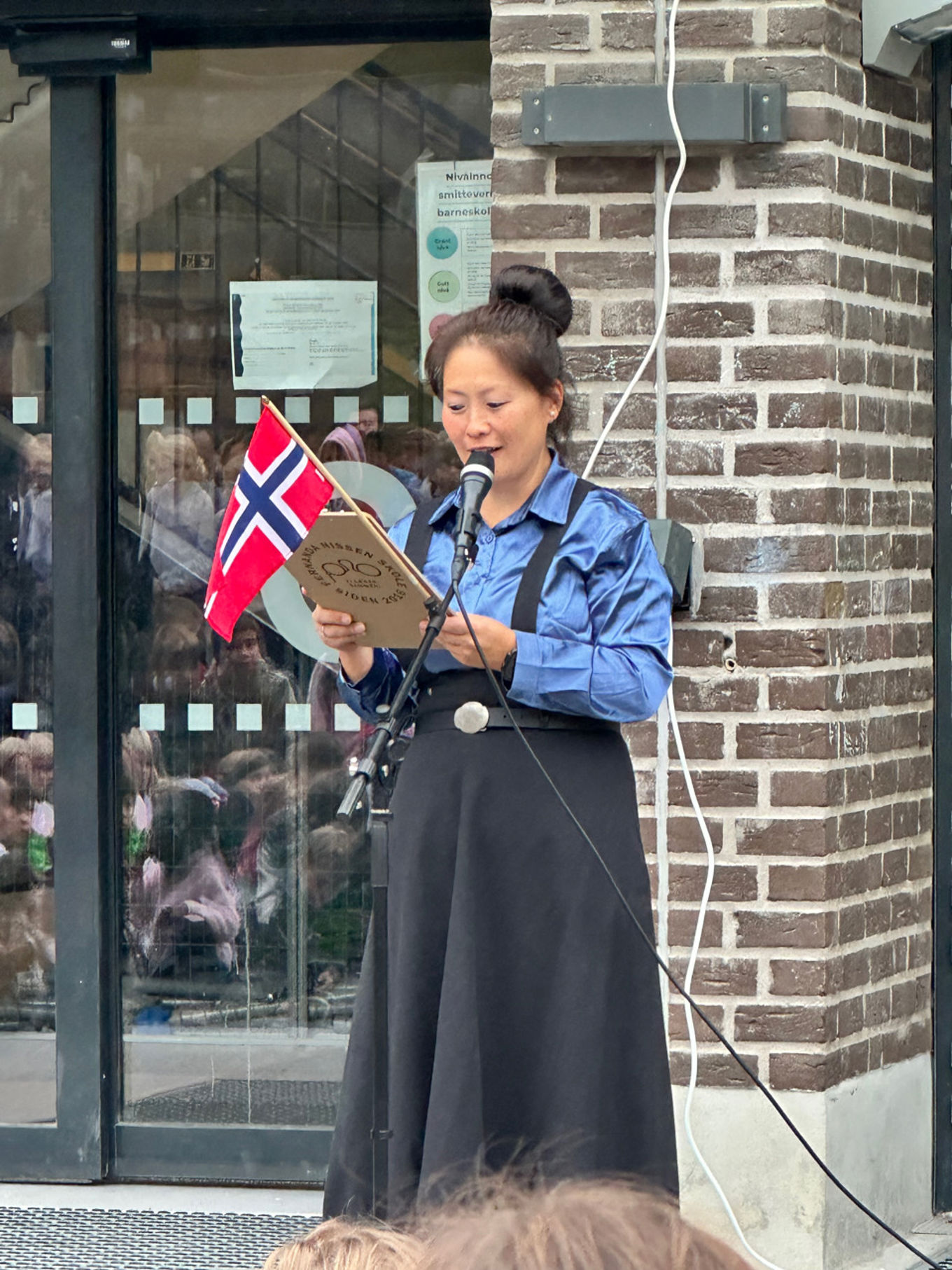 Foto: Ingunn Cecilie Sørdal Gregersen En person holder tale
